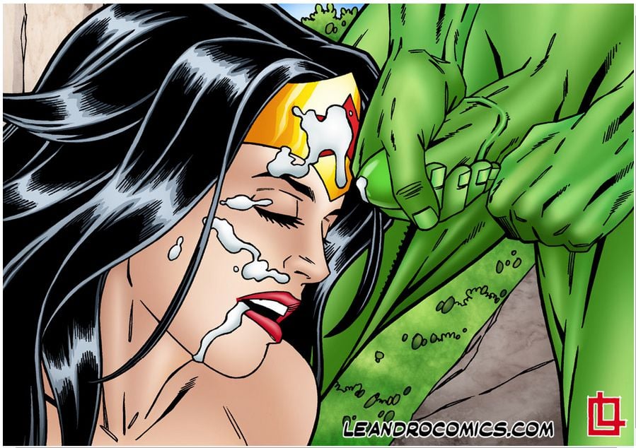 Wonder Woman versus the Incredibly Horny Hulk! (Marvel vs DC) [Leandro Comics] - Chapter 1 — Page 24